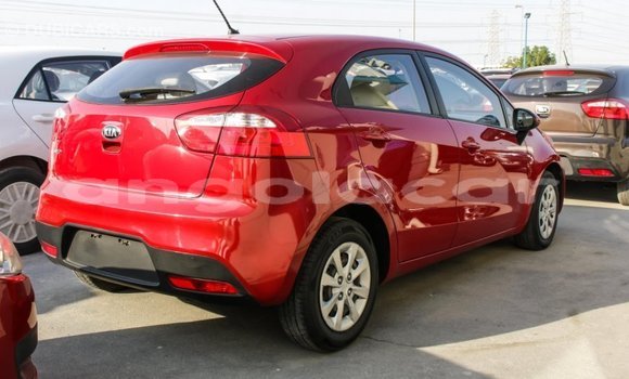 Comprar Importar Kia Carens Vermelho Carro em Import - Dubai em Bengo Province Comprar Importar Kia Carens Vermelho Carro em Import - Dubai em Bengo Province