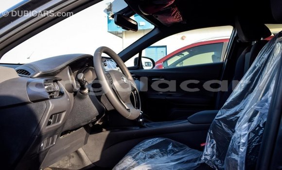 Buy Import Toyota C-HR Other Car in Import - Dubai in Bengo Province Buy Import Toyota C-HR Other Car in Import - Dubai in Bengo Province