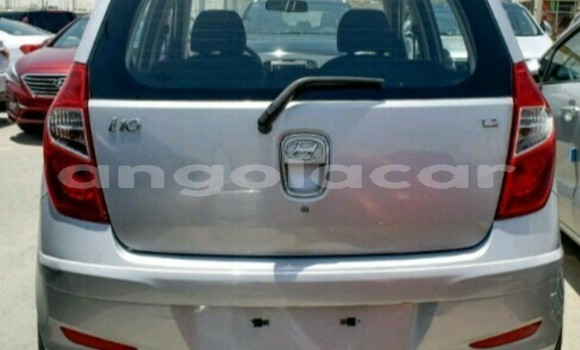 Buy Used Hyundai i10 Silver Car in Luanda in Luanda Province Buy Used Hyundai i10 Silver Car in Luanda in Luanda Province