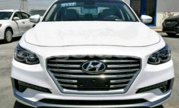 Comprar Usado Hyundai Azera Branco Carro em Luanda em Luanda Province Comprar Usado Hyundai Azera Branco Carro em Luanda em Luanda Province