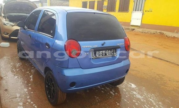 Comprar Importar Chevrolet spark Azul Carro em Luanda em Luanda Province Comprar Importar Chevrolet spark Azul Carro em Luanda em Luanda Province