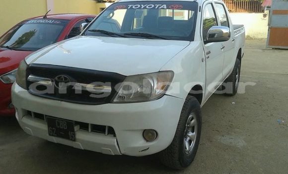 Comprar Importar Toyota Hilux Branco Carro em Luanda em Luanda Province Comprar Importar Toyota Hilux Branco Carro em Luanda em Luanda Province