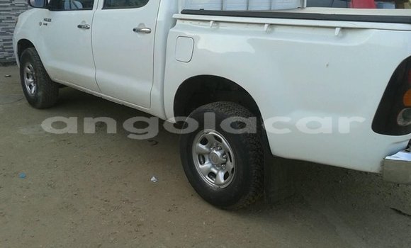 Comprar Importar Toyota Hilux Branco Carro em Luanda em Luanda Province Comprar Importar Toyota Hilux Branco Carro em Luanda em Luanda Province