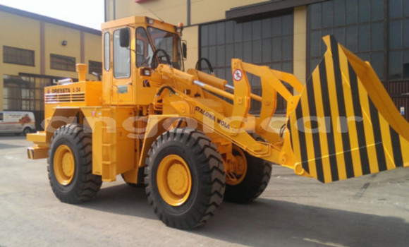 Acheter Neuf Utilitaire Caterpillar 120 Autre à Luanda, Province de Luanda