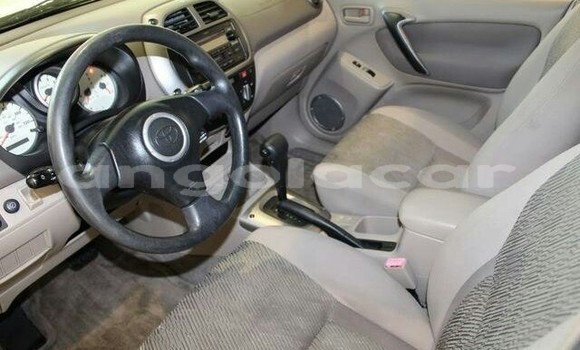 Comprar Novo Toyota RAV4 Branco Carro em Luanda em Luanda Province Comprar Novo Toyota RAV4 Branco Carro em Luanda em Luanda Province