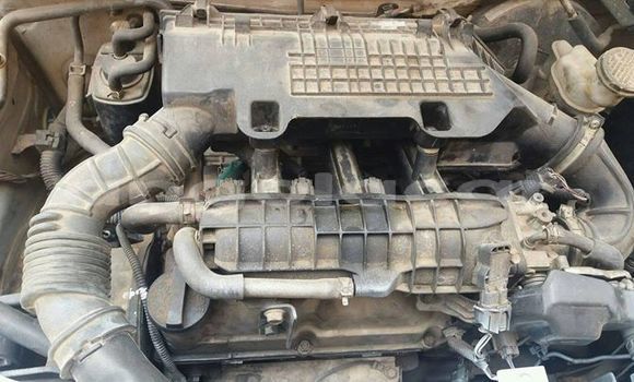 Comprar Importar Hyundai i10 Marrom Carro em Luanda em Luanda Province Comprar Importar Hyundai i10 Marrom Carro em Luanda em Luanda Province