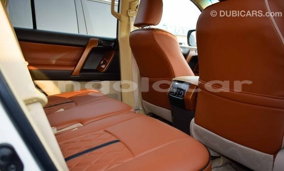 Comprar Importar Toyota Prado Branco Carro em Import - Dubai em Bengo Province Comprar Importar Toyota Prado Branco Carro em Import - Dubai em Bengo Province