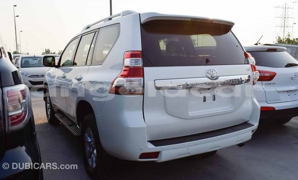 Comprar Importar Toyota Prado Branco Carro em Import - Dubai em Bengo Province Comprar Importar Toyota Prado Branco Carro em Import - Dubai em Bengo Province