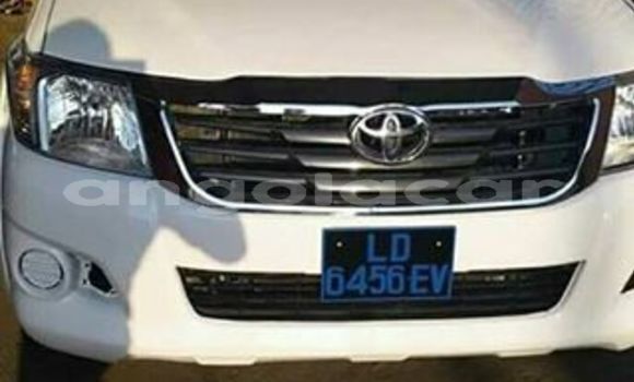 Comprar Importar Toyota Hilux Branco Carro em Luanda em Luanda Province Comprar Importar Toyota Hilux Branco Carro em Luanda em Luanda Province