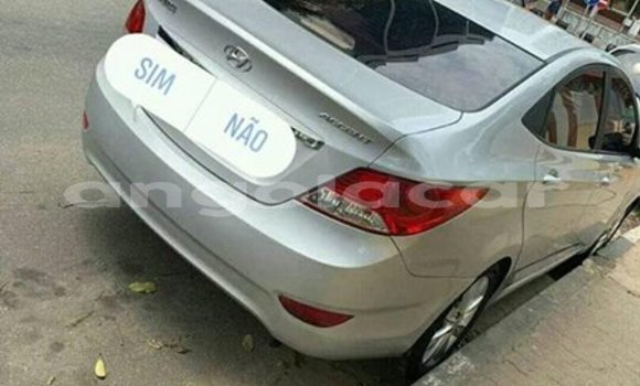 Comprar Importar Hyundai Accent Prata Carro em Luanda em Luanda Province Comprar Importar Hyundai Accent Prata Carro em Luanda em Luanda Province