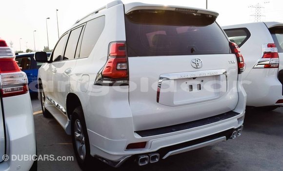 Comprar Importar Toyota Prado Branco Carro em Import - Dubai em Bengo Province Comprar Importar Toyota Prado Branco Carro em Import - Dubai em Bengo Province