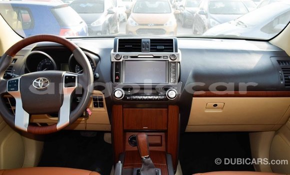 Comprar Importar Toyota Prado Branco Carro em Import - Dubai em Bengo Province Comprar Importar Toyota Prado Branco Carro em Import - Dubai em Bengo Province
