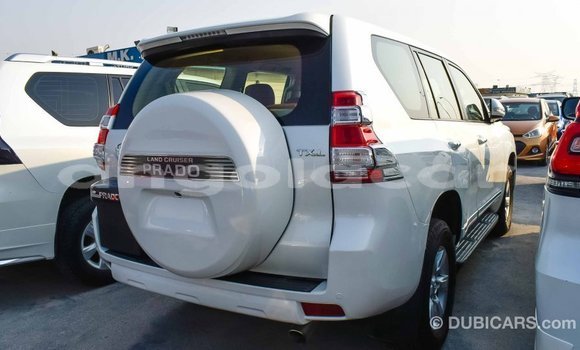 Comprar Importar Toyota Prado Branco Carro em Import - Dubai em Bengo Province Comprar Importar Toyota Prado Branco Carro em Import - Dubai em Bengo Province