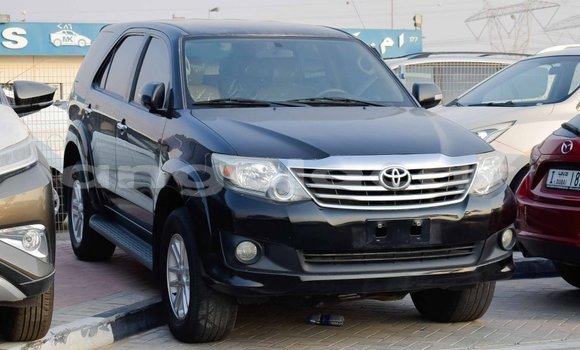 Comprar Importar Toyota Fortuner Preto Carro em Import - Dubai em Bengo Province Comprar Importar Toyota Fortuner Preto Carro em Import - Dubai em Bengo Province