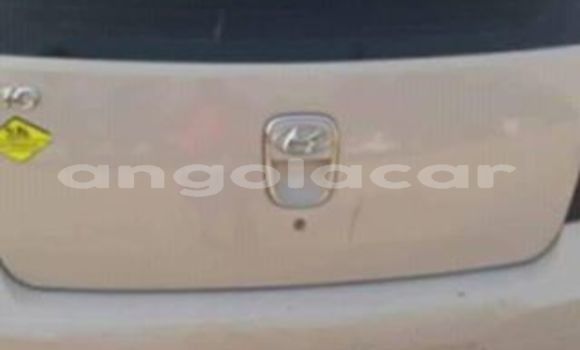 Comprar Importar Hyundai i10 Branco Carro em Luanda em Luanda Province Comprar Importar Hyundai i10 Branco Carro em Luanda em Luanda Province