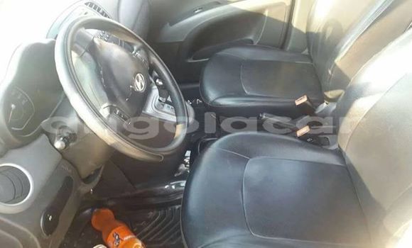 Comprar Importar Hyundai i10 Branco Carro em Luanda em Luanda Province Comprar Importar Hyundai i10 Branco Carro em Luanda em Luanda Province