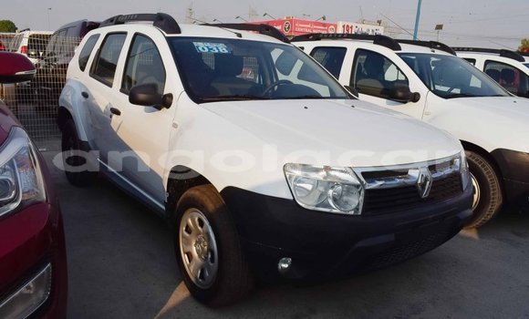 Comprar Importar Renault Duster Branco Carro em Import - Dubai em Bengo Province Comprar Importar Renault Duster Branco Carro em Import - Dubai em Bengo Province