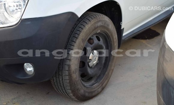 Comprar Importar Renault Duster Branco Carro em Import - Dubai em Bengo Province Comprar Importar Renault Duster Branco Carro em Import - Dubai em Bengo Province