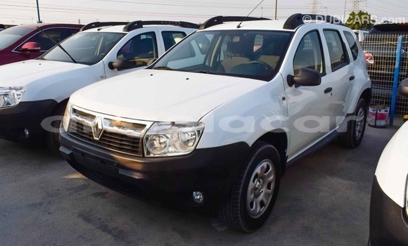 Buy Import Renault Duster White Car in Import - Dubai in Bengo Province Buy Import Renault Duster White Car in Import - Dubai in Bengo Province