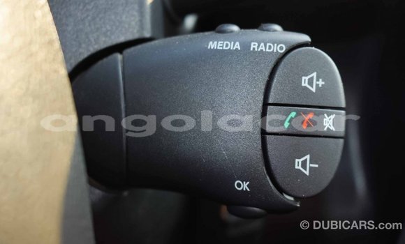 Buy Import Renault Duster White Car in Import - Dubai in Bengo Province Buy Import Renault Duster White Car in Import - Dubai in Bengo Province