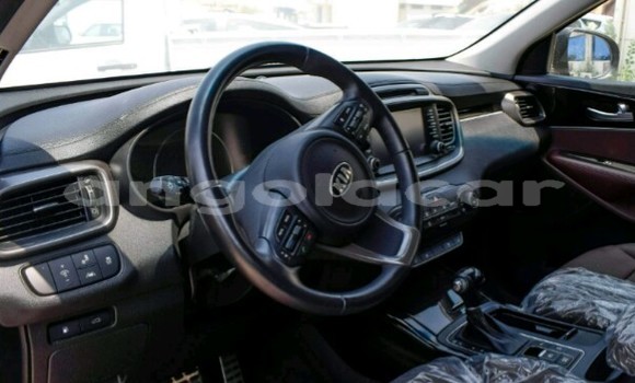 Acheter Neuf Voiture Kia Sorento Noir à Luanda, Province de Luanda Acheter Neuf Voiture Kia Sorento Noir à Luanda, Province de Luanda