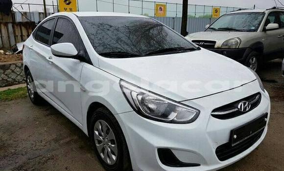 Comprar Importar Hyundai Accent Branco Carro em Lobito em Benguela Comprar Importar Hyundai Accent Branco Carro em Lobito em Benguela