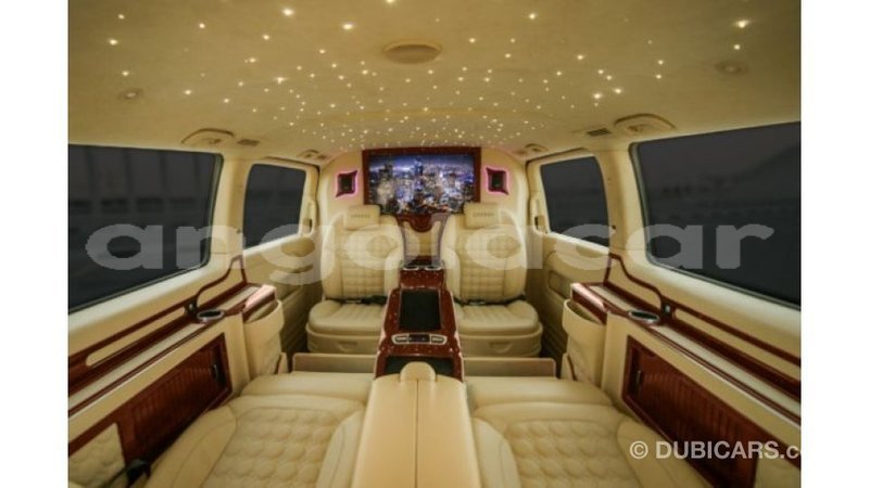 Big with watermark mercedes benz 250 bengo province import dubai 3817