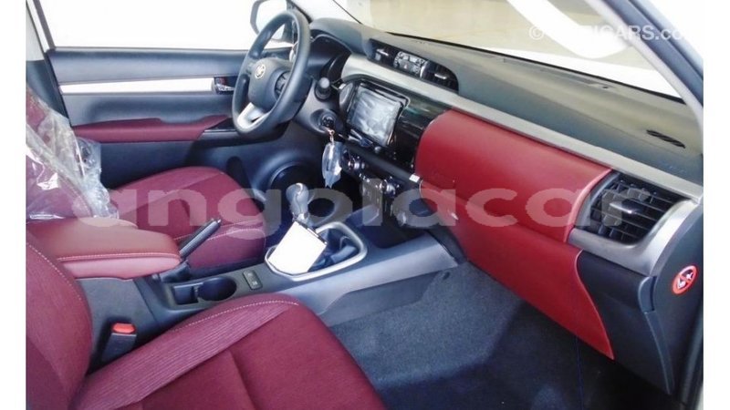 Big with watermark toyota hilux bengo province import dubai 3818