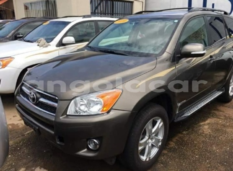 Big with watermark toyota rav4 luanda province luanda 3837