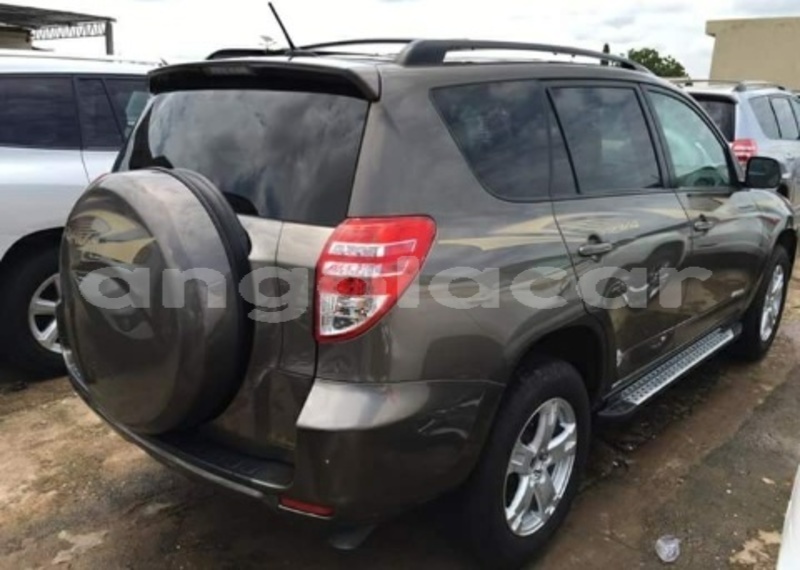 Big with watermark toyota rav4 luanda province luanda 3837