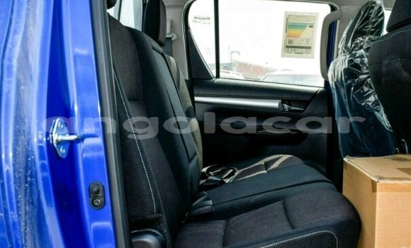 Acheter Neuf Voiture Toyota Hilux Bleu à Luanda, Province de Luanda Acheter Neuf Voiture Toyota Hilux Bleu à Luanda, Province de Luanda