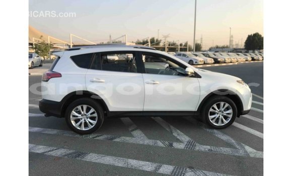 Comprar Importar Toyota 4Runner Branco Carro em Import - Dubai em Bengo Province Comprar Importar Toyota 4Runner Branco Carro em Import - Dubai em Bengo Province