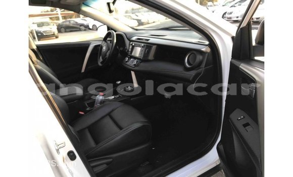 Comprar Importar Toyota 4Runner Branco Carro em Import - Dubai em Bengo Province Comprar Importar Toyota 4Runner Branco Carro em Import - Dubai em Bengo Province