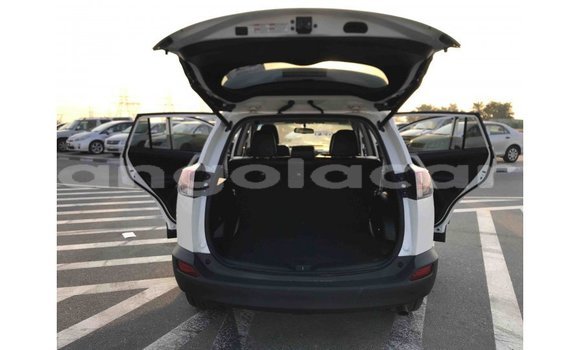 Comprar Importar Toyota 4Runner Branco Carro em Import - Dubai em Bengo Province Comprar Importar Toyota 4Runner Branco Carro em Import - Dubai em Bengo Province