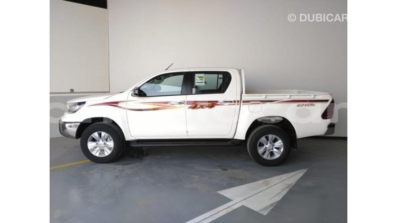 Big with watermark toyota hilux bengo province import dubai 3931