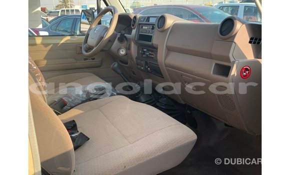 Comprar Importar Toyota Land Cruiser Bege Carro em Import - Dubai em Bengo Province Comprar Importar Toyota Land Cruiser Bege Carro em Import - Dubai em Bengo Province
