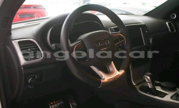 Acheter Neuf Voiture Jeep Cherokee Blanc à Luanda, Province de Luanda Acheter Neuf Voiture Jeep Cherokee Blanc à Luanda, Province de Luanda