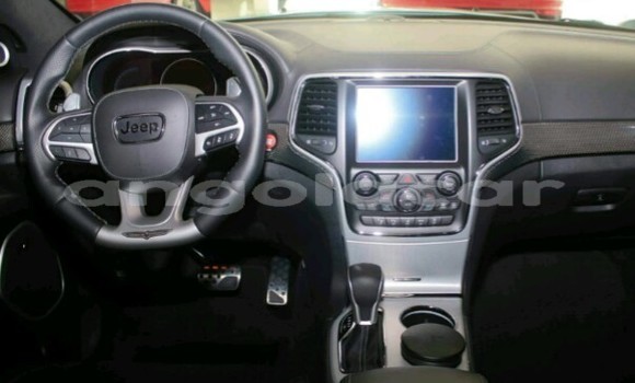 Acheter Neuf Voiture Jeep Cherokee Blanc à Luanda, Province de Luanda Acheter Neuf Voiture Jeep Cherokee Blanc à Luanda, Province de Luanda