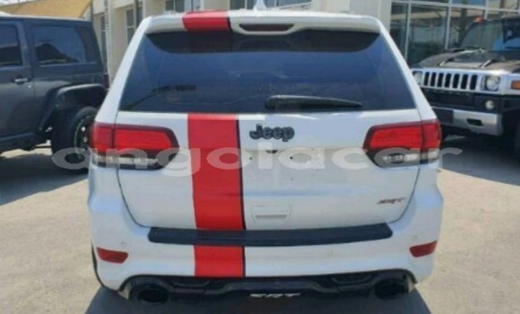 Acheter Neuf Voiture Jeep Cherokee Blanc à Luanda, Province de Luanda Acheter Neuf Voiture Jeep Cherokee Blanc à Luanda, Province de Luanda