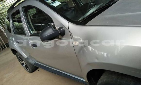 Comprar Usado Renault Duster Prata Carro em Luanda em Luanda Province Comprar Usado Renault Duster Prata Carro em Luanda em Luanda Province