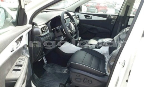 Acheter Neuf Voiture Kia Sorento Blanc à Luanda, Province de Luanda Acheter Neuf Voiture Kia Sorento Blanc à Luanda, Province de Luanda