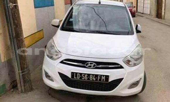 Comprar Usado Hyundai i10 Branco Carro em Luanda em Luanda Province Comprar Usado Hyundai i10 Branco Carro em Luanda em Luanda Province