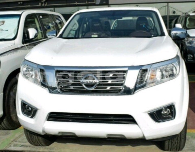 Big with watermark nissan navara luanda province luanda 3983