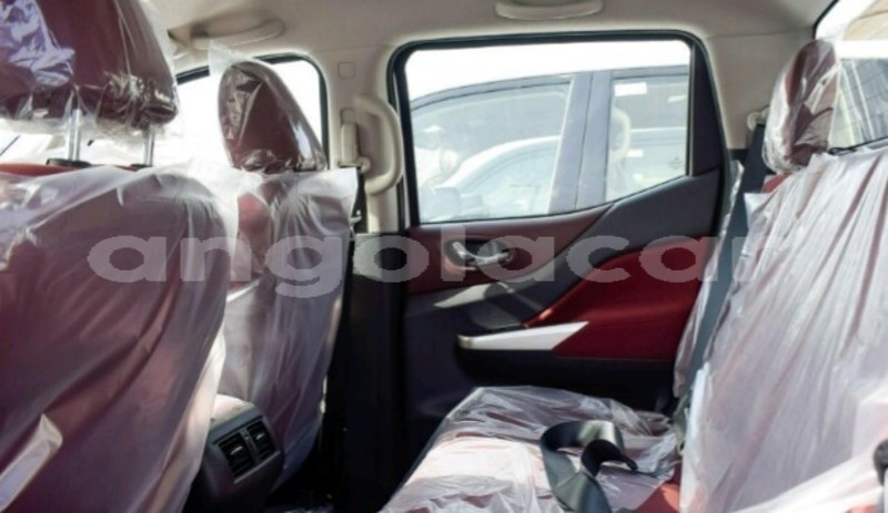 Big with watermark nissan navara luanda province luanda 3983