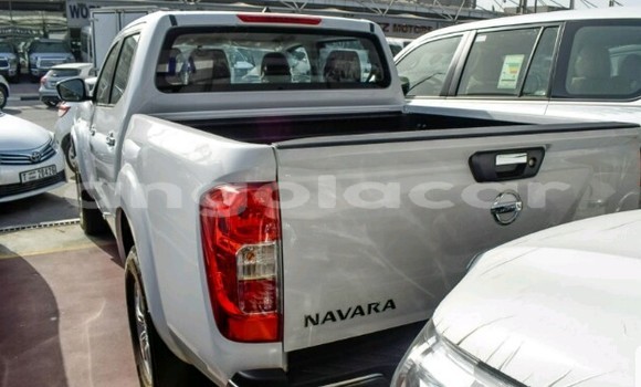 Buy New Nissan Navara White Car in Luanda in Luanda Province Buy New Nissan Navara White Car in Luanda in Luanda Province