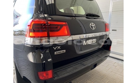 Comprar Importar Toyota Land Cruiser Preto Carro em Import - Dubai em Bengo Province Comprar Importar Toyota Land Cruiser Preto Carro em Import - Dubai em Bengo Province