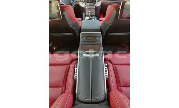 Buy Import Toyota Land Cruiser Black Car in Import - Dubai in Bengo Province Buy Import Toyota Land Cruiser Black Car in Import - Dubai in Bengo Province