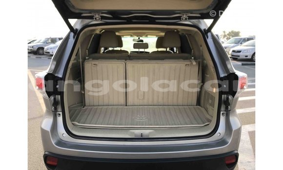 Buy Import Toyota Highlander Other Car in Import - Dubai in Bengo Province Buy Import Toyota Highlander Other Car in Import - Dubai in Bengo Province