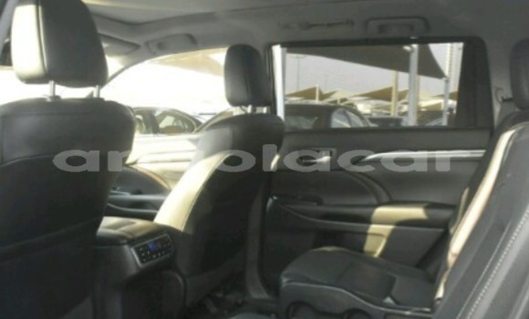 Comprar Novo Toyota Highlander Outro Carro em Luanda em Luanda Province Comprar Novo Toyota Highlander Outro Carro em Luanda em Luanda Province