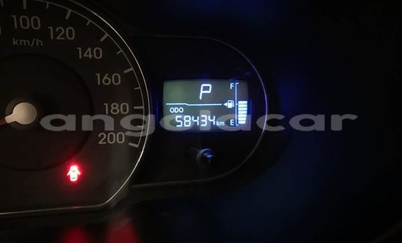 Comprar Usado Hyundai i10 Vermelho Carro em Luanda em Luanda Province Comprar Usado Hyundai i10 Vermelho Carro em Luanda em Luanda Province